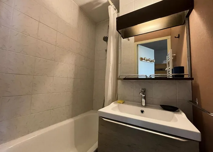 Résidence Ecrin 6 - – Cosy Au Pied Des Pistes Dans Le Calme Du Quartier 1800 Mae-5531 *